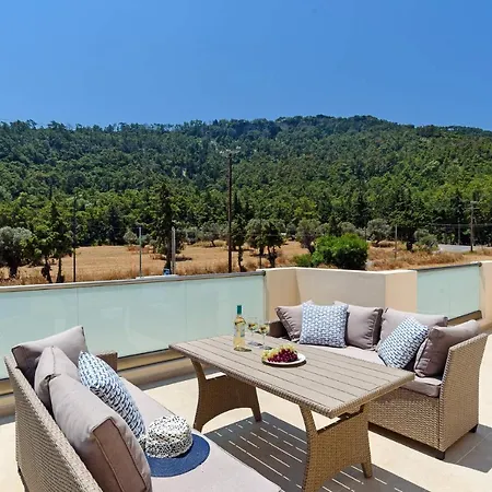 Villa Paleos Hillside
