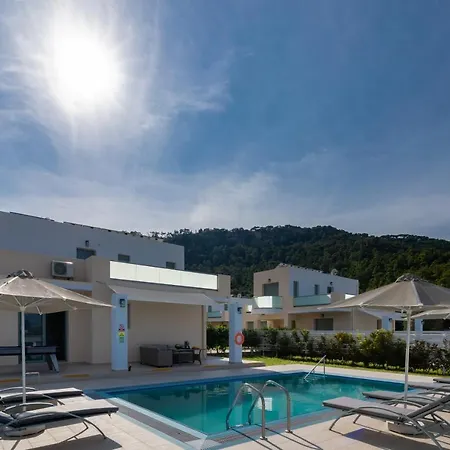 Paleos Hillside Villa *